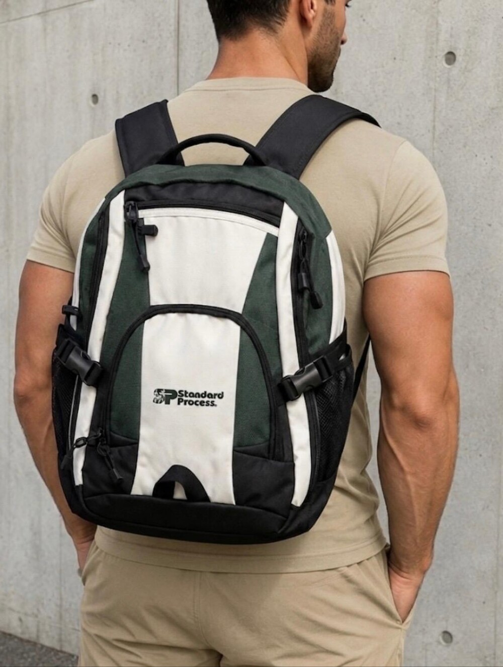 BRAND NEW, STANDARD PROCESS BACKPACK. LIGHTWEIGHT, DURABLE AND PRACTICAL.